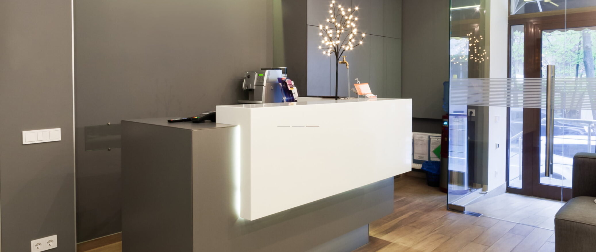 About Thumb - Revive Clinic